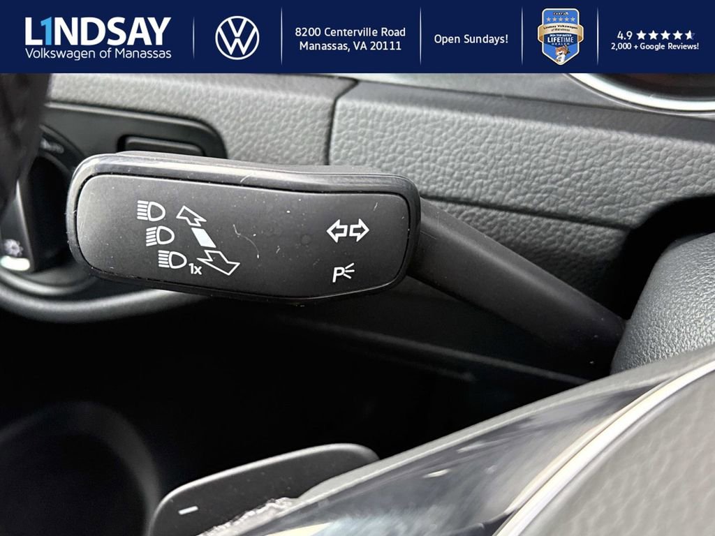 Used 2019 Volkswagen Golf SE image 22