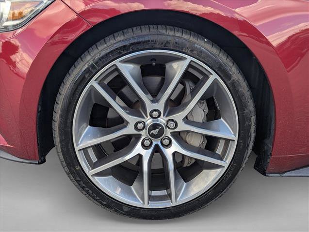 Used 2017 Ford Mustang GT Premium w/ Equipment Group 401A RWD image 9