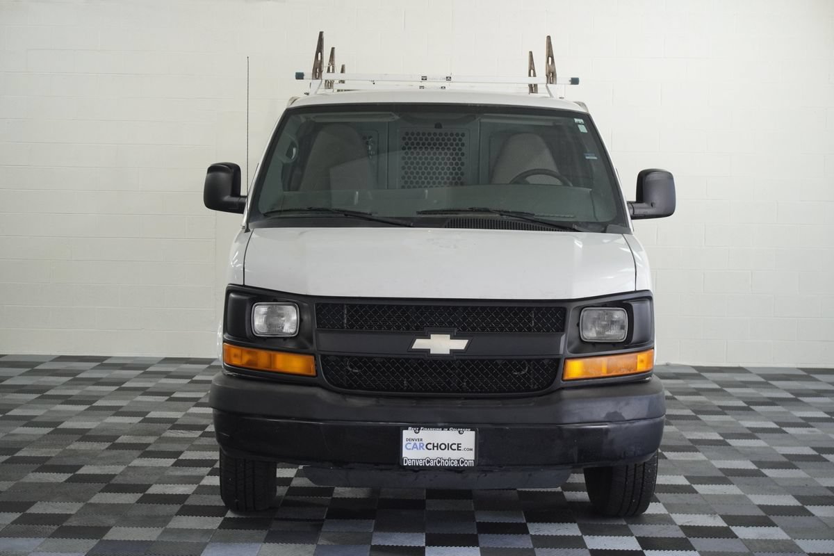 Used 2014 Chevrolet Express 3500 Extended RWD image 9