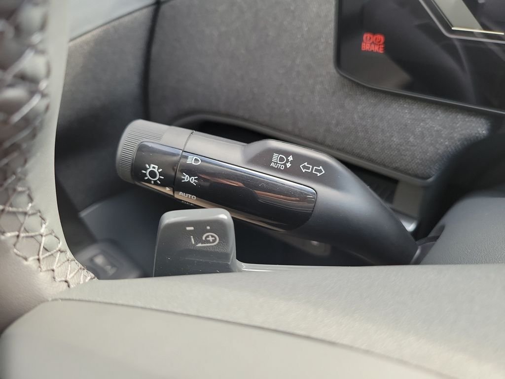New 2027 Kia EV3 Wind FWD image 27