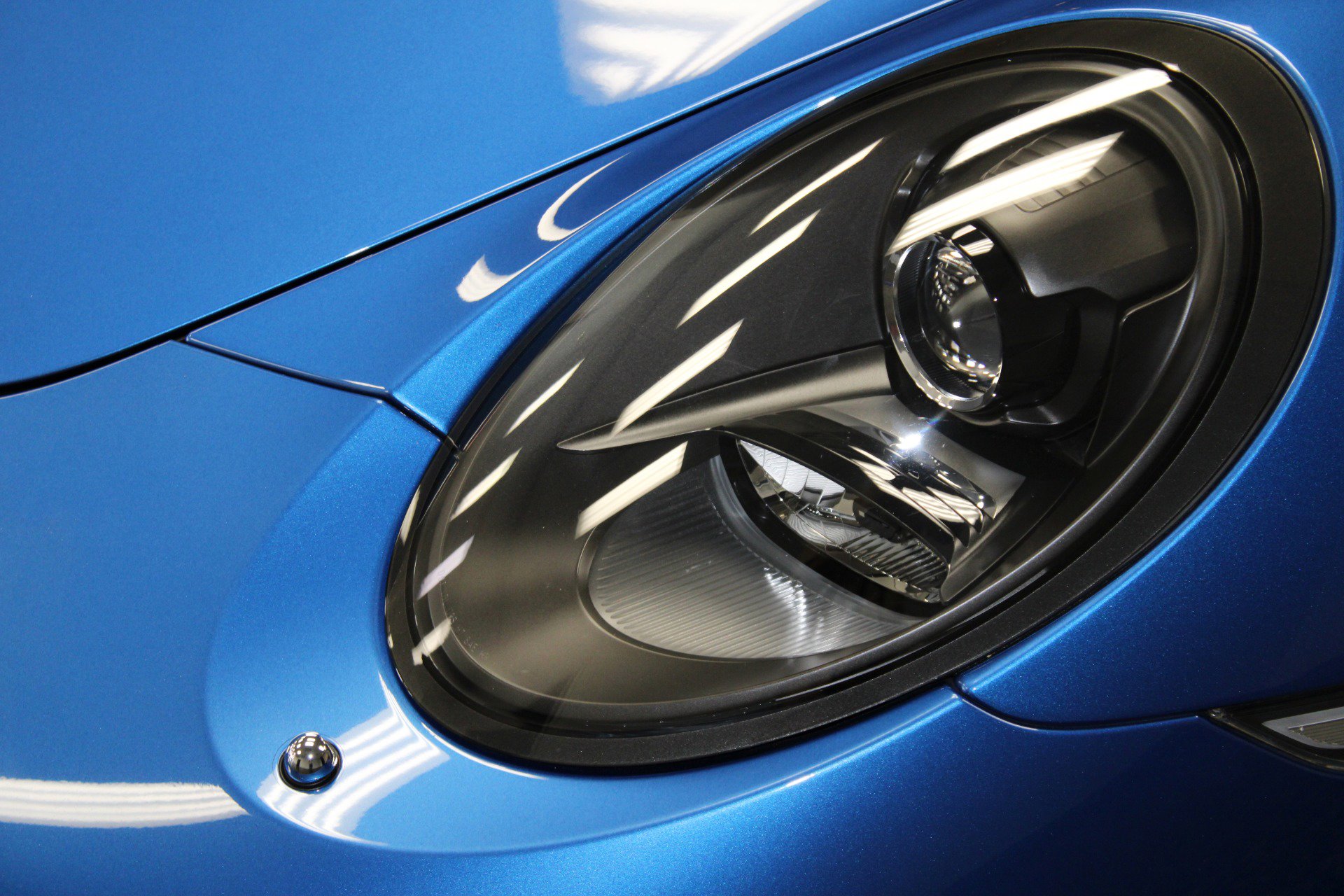 Used 2016 Porsche 911 Carrera 4S image 12