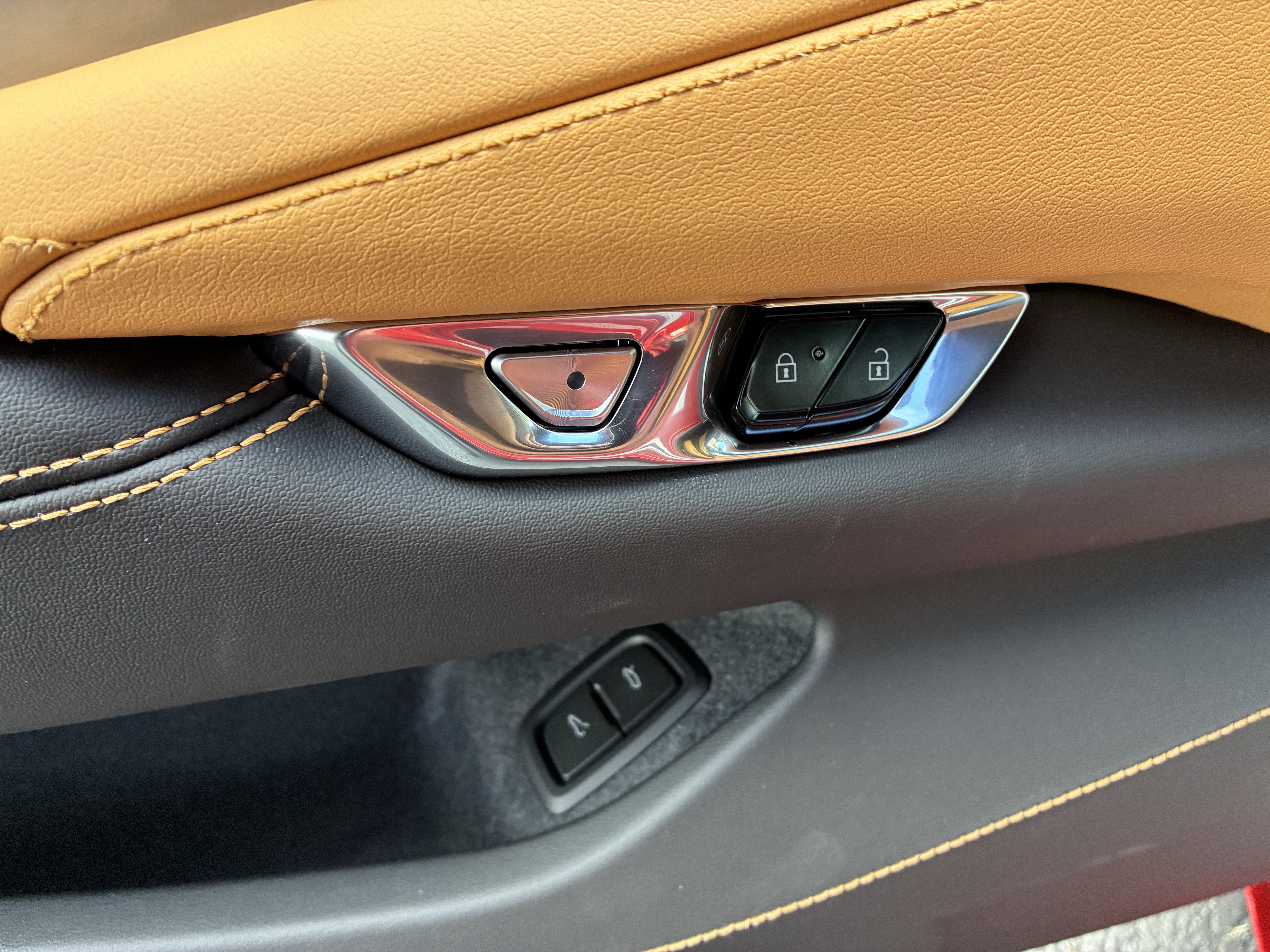 New 2027 Chevrolet Corvette Stingray Convertible w/ Z51 Performance Package RWD image 19