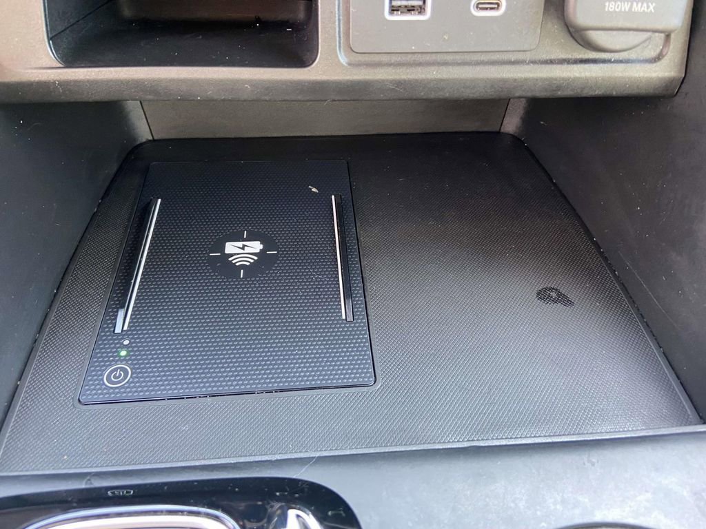 Used 2024 Honda Pilot EX-L image 27