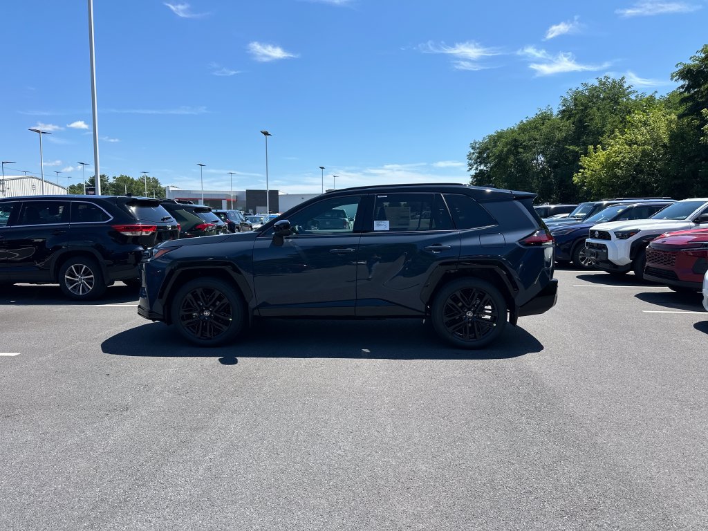 Used 2026 Toyota RAV4 XSE w/ Panoramic Sun Roof Package AWD/4WD image 5