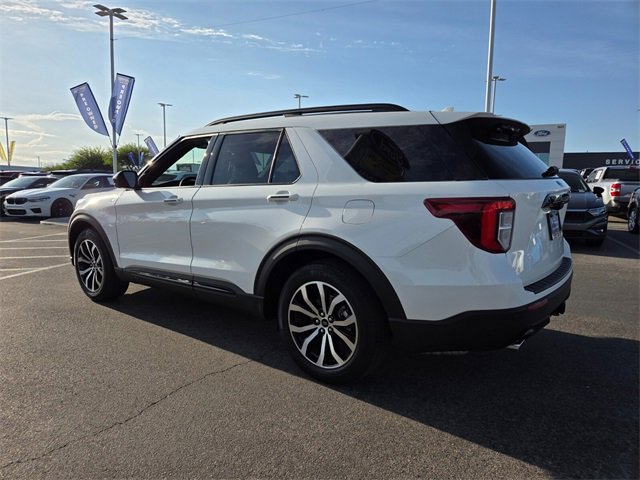 Certified 2023 Ford Explorer ST-Line w/ Class IV Trailer Tow Package image 5