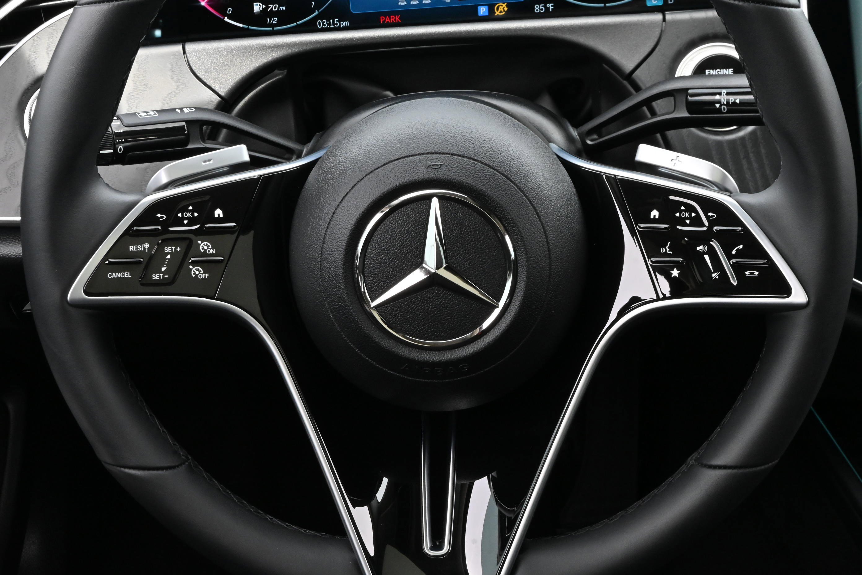 Used 2025 Mercedes-Benz E 450 4MATIC Sedan image 26