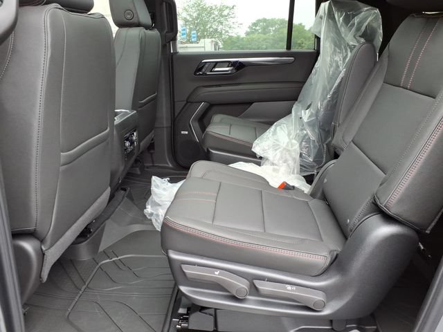 New 2026 Chevrolet Suburban RST w/ Comfort Package AWD/4WD image 9