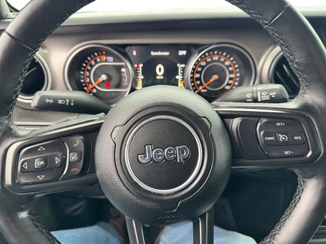 Certified 2022 Jeep Gladiator Willys image 17