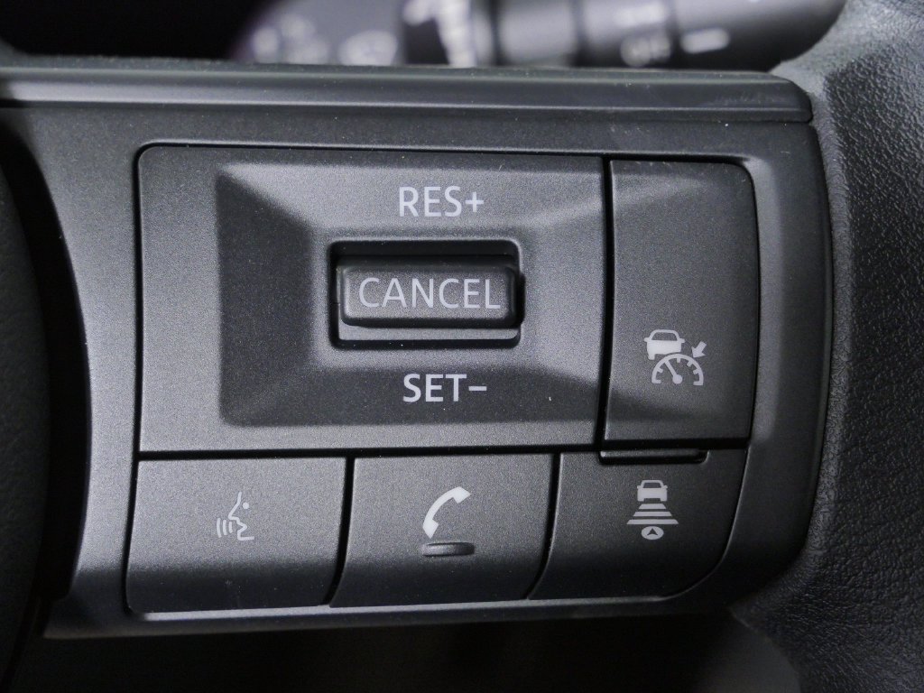 New 2027 Nissan Kicks SV AWD/4WD image 25