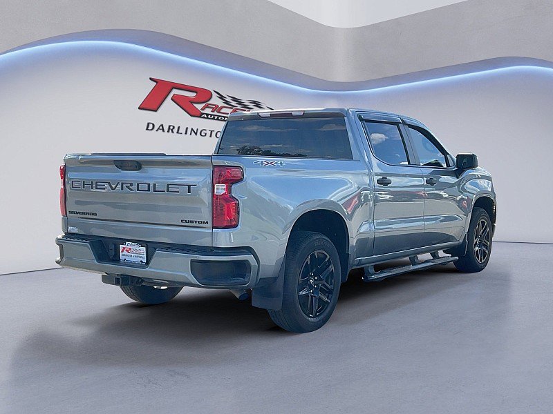 Used 2023 Chevrolet Silverado 1500 Custom w/ LPO, Dark Essentials Package AWD/4WD image 5