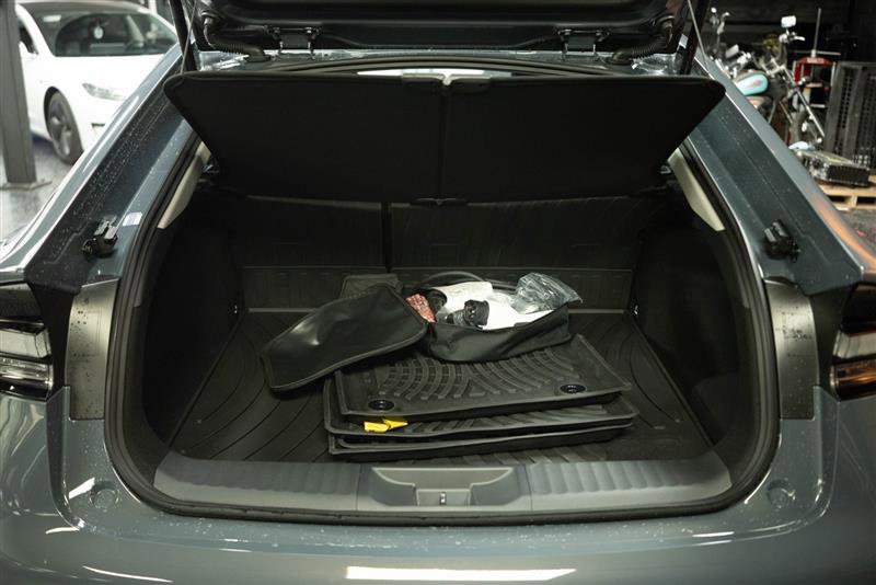 Used 2026 Toyota Prius Plug-In Hybrid image 7