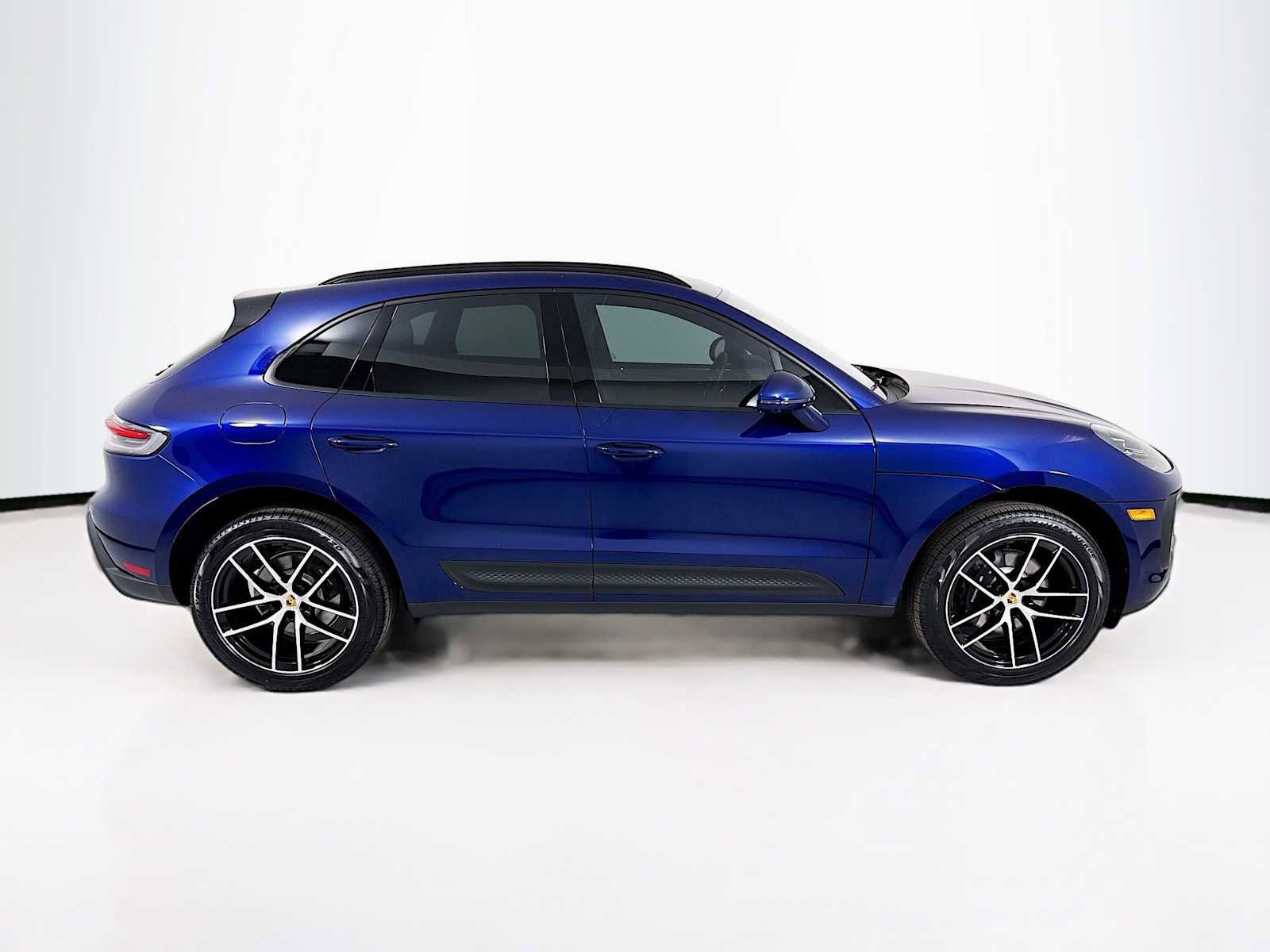 New 2026 Porsche Macan image 8