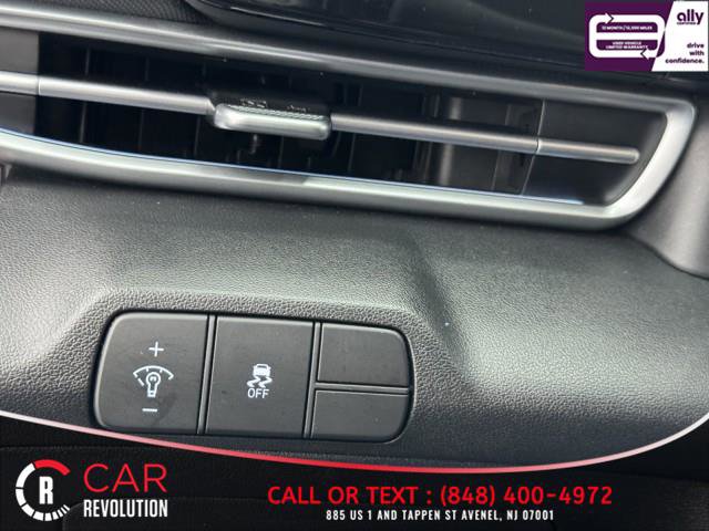 Used 2024 Hyundai Elantra Limited FWD image 39