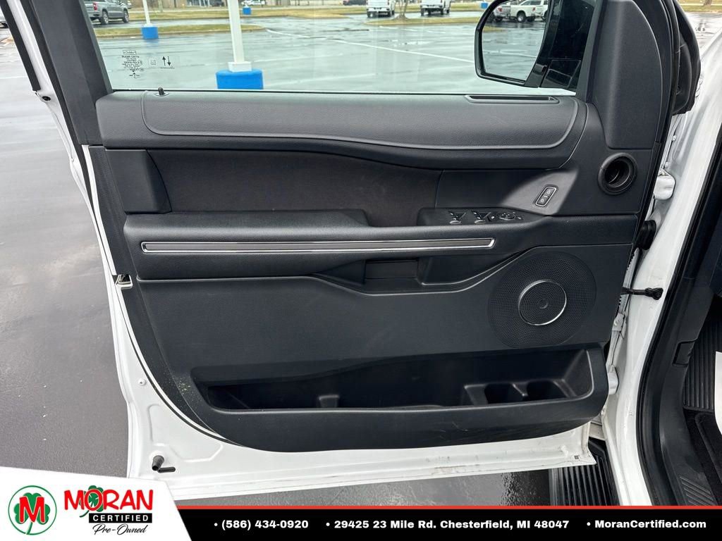 Used 2022 Ford Expedition XL AWD/4WD image 10