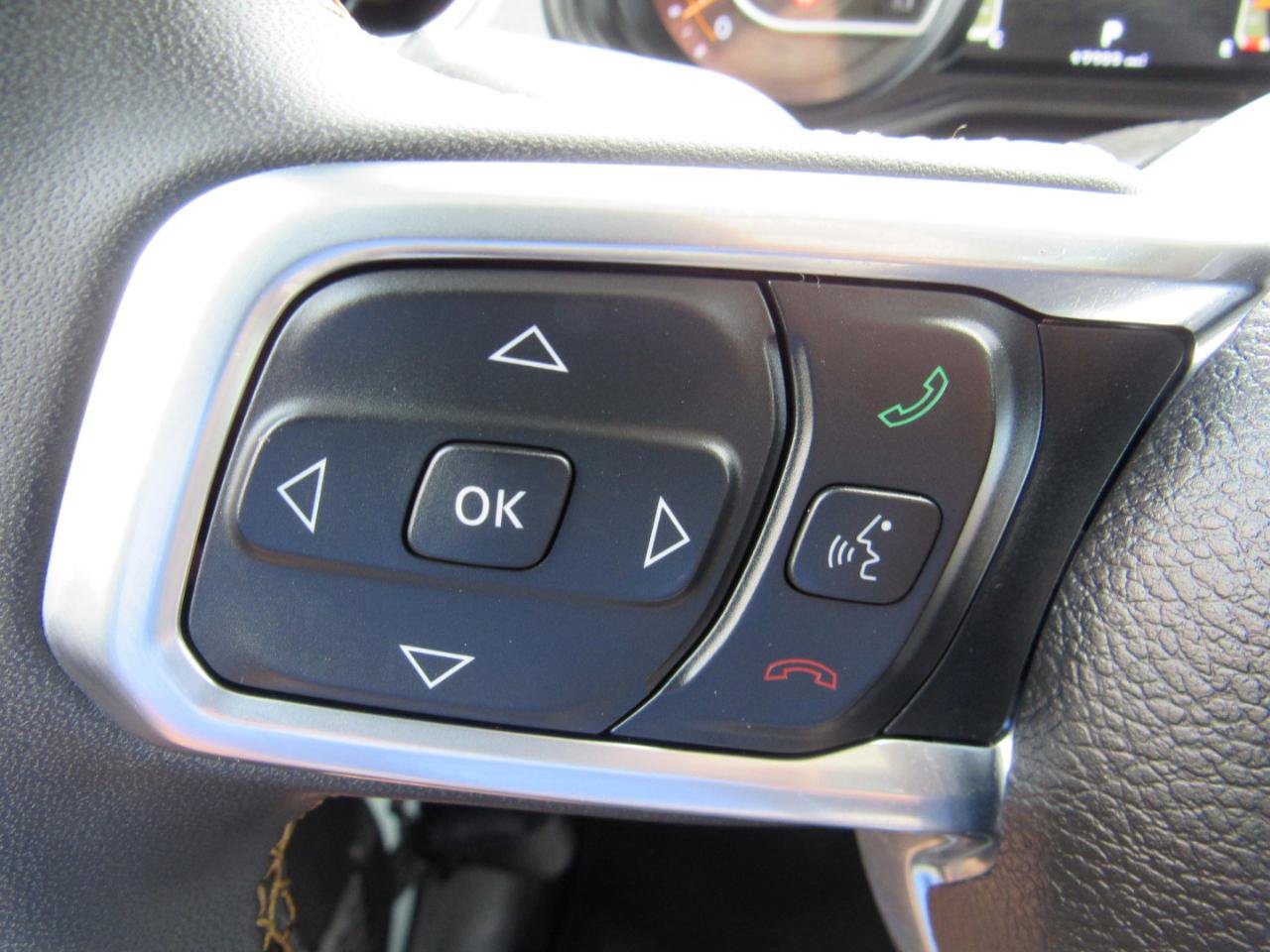 Used 2024 Jeep Wrangler Unlimited Sahara w/ Technology Group AWD/4WD image 20