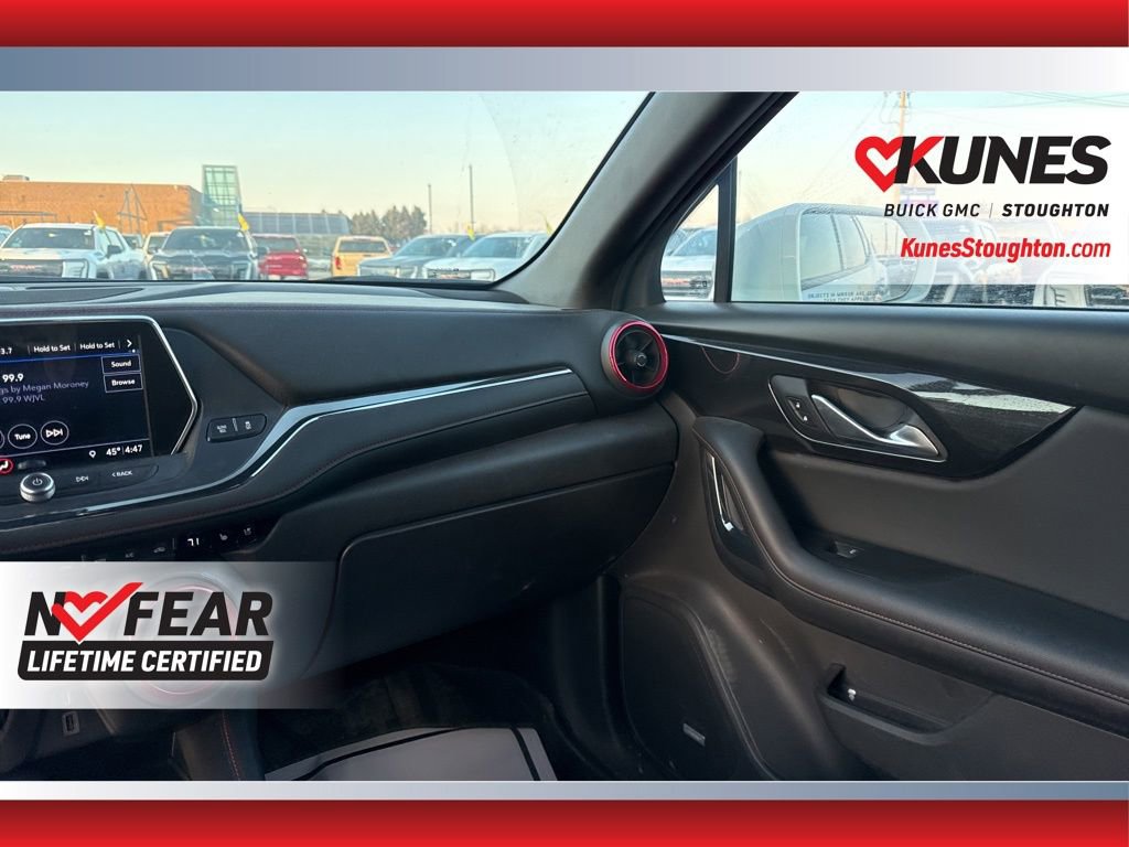 Used 2019 Chevrolet Blazer RS image 40