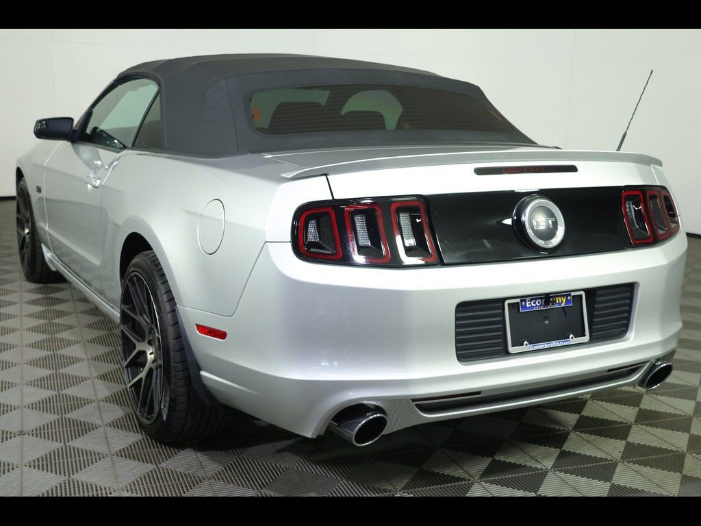 Used 2014 Ford Mustang GT w/ Equipment Group 301A image 10