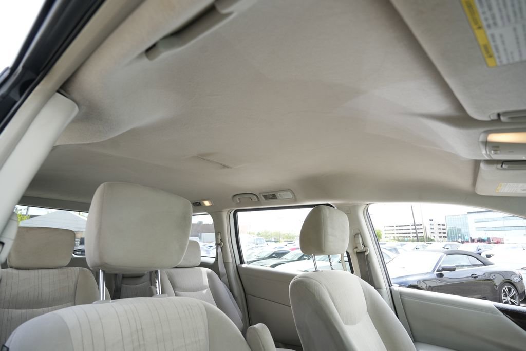 Used 2016 Nissan Quest SV FWD image 27