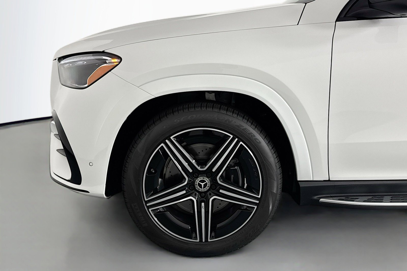 New 2026 Mercedes-Benz GLE 450 4MATIC Coupe image 9