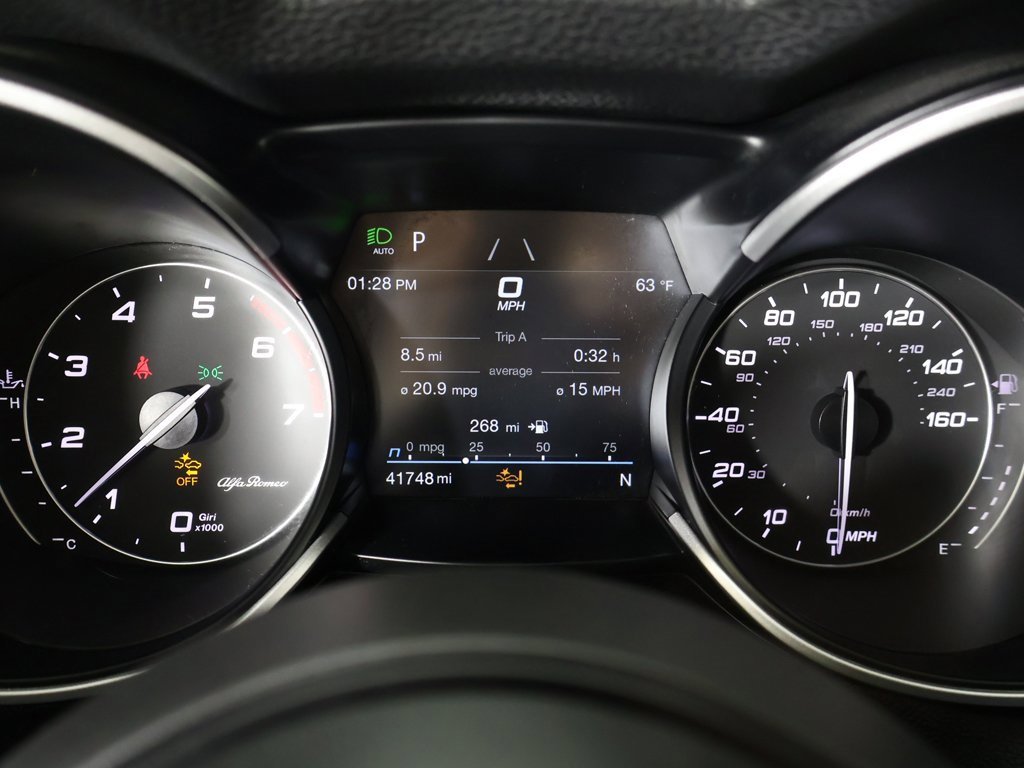 Used 2022 Alfa Romeo Stelvio Ti image 42