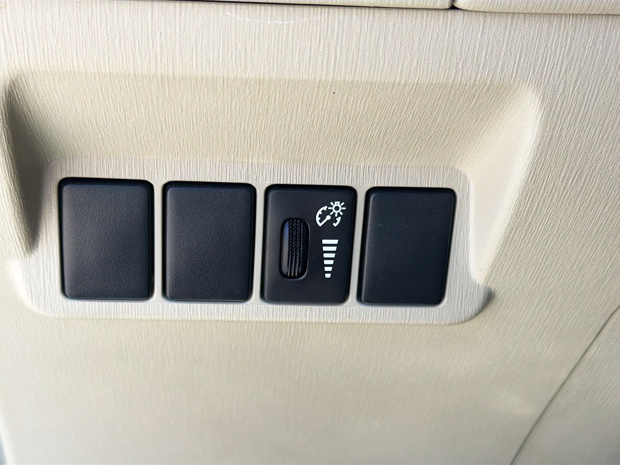 Used 2014 Toyota Prius V Two FWD image 32