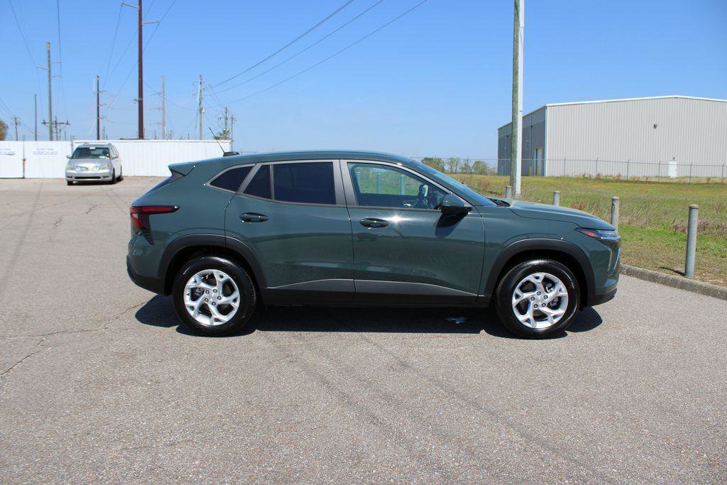 New 2026 Chevrolet Trax LS image 16