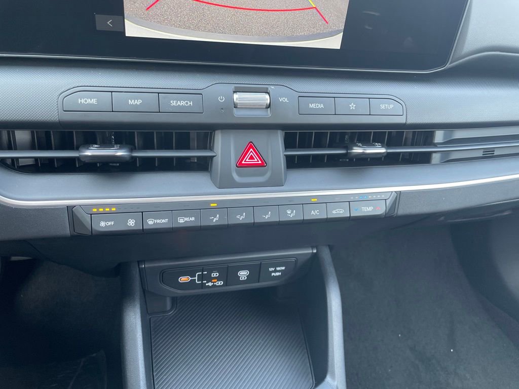 New 2026 Kia K4 LXS image 10