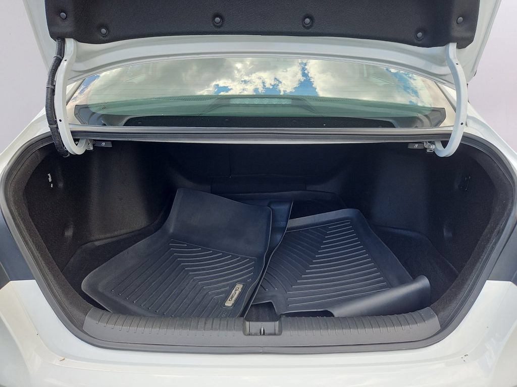Used 2023 Honda Accord EX image 30