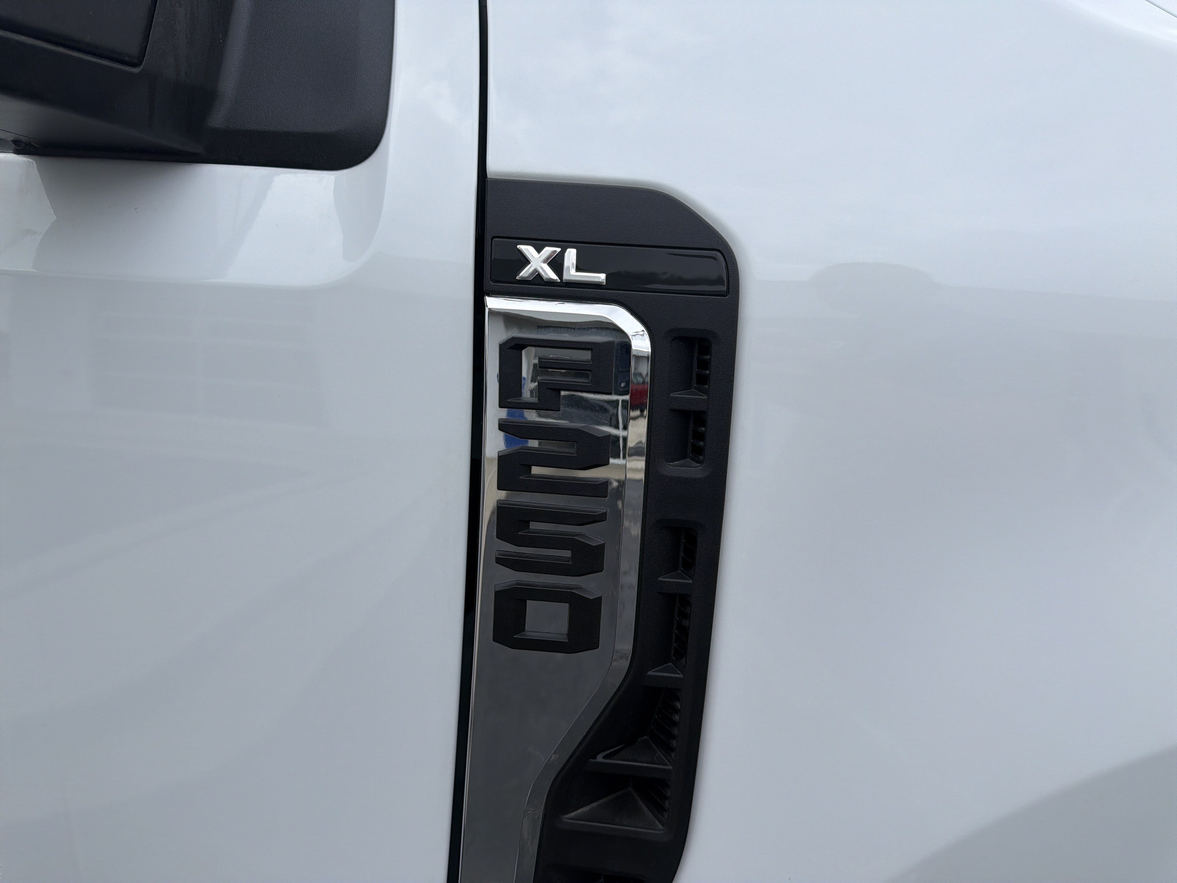 Used 2025 Ford F250 XL w/ XL Chrome Package AWD/4WD image 7