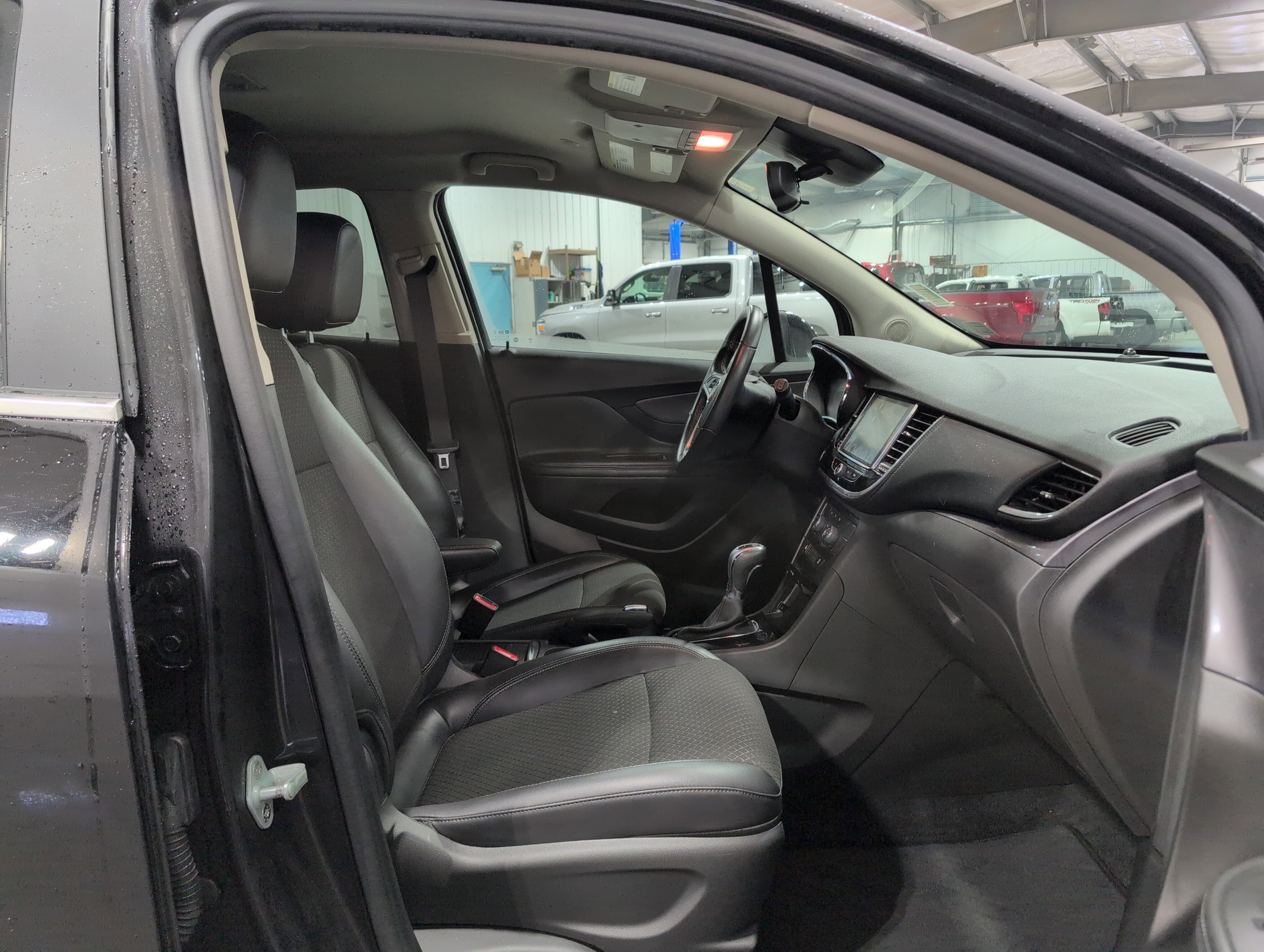 Used 2019 Buick Encore Preferred image 12