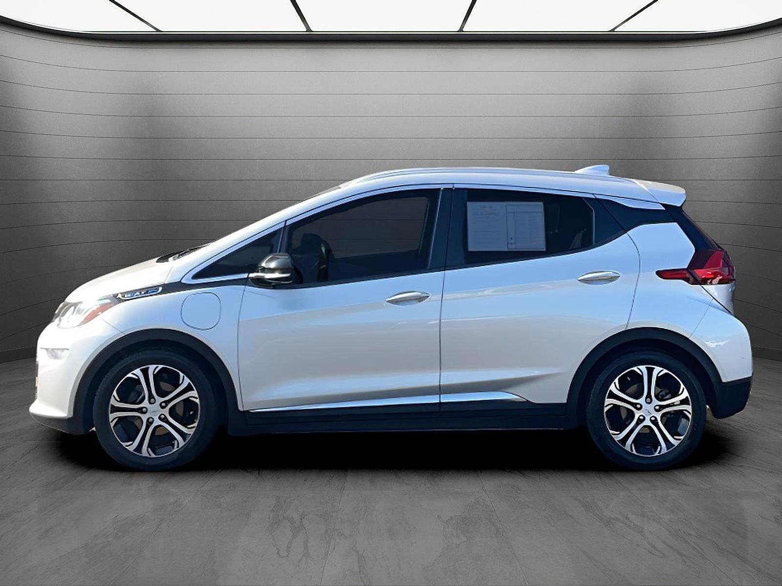Used 2021 Chevrolet Bolt Premier w/ Infotainment Package image 2