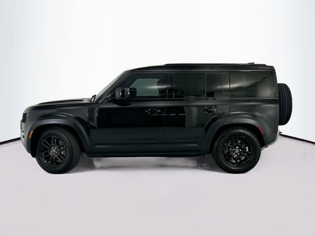Used 2025 Land Rover Defender 110 S AWD/4WD image 8