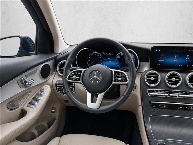 Used 2022 Mercedes-Benz GLC 300 image 25