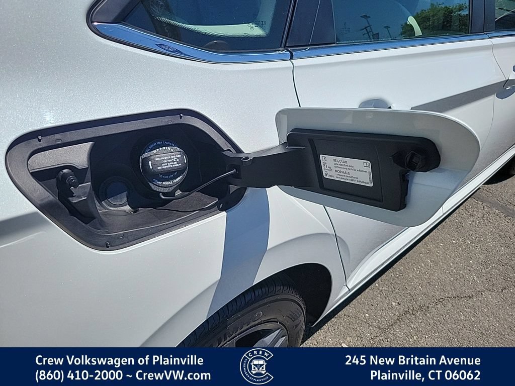 Certified 2024 Volkswagen Jetta SE w/ Panoramic Sunroof Package FWD image 34