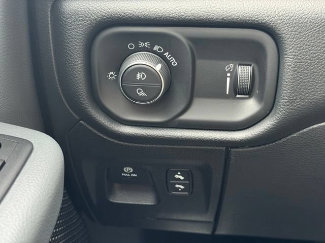 Used 2021 RAM 1500 Big Horn w/ Trailer Tow Group AWD/4WD image 33