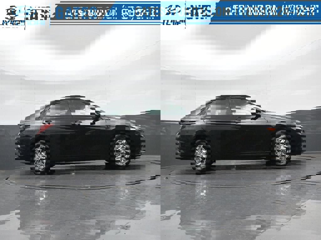 New 2026 Hyundai Elantra SE image 33