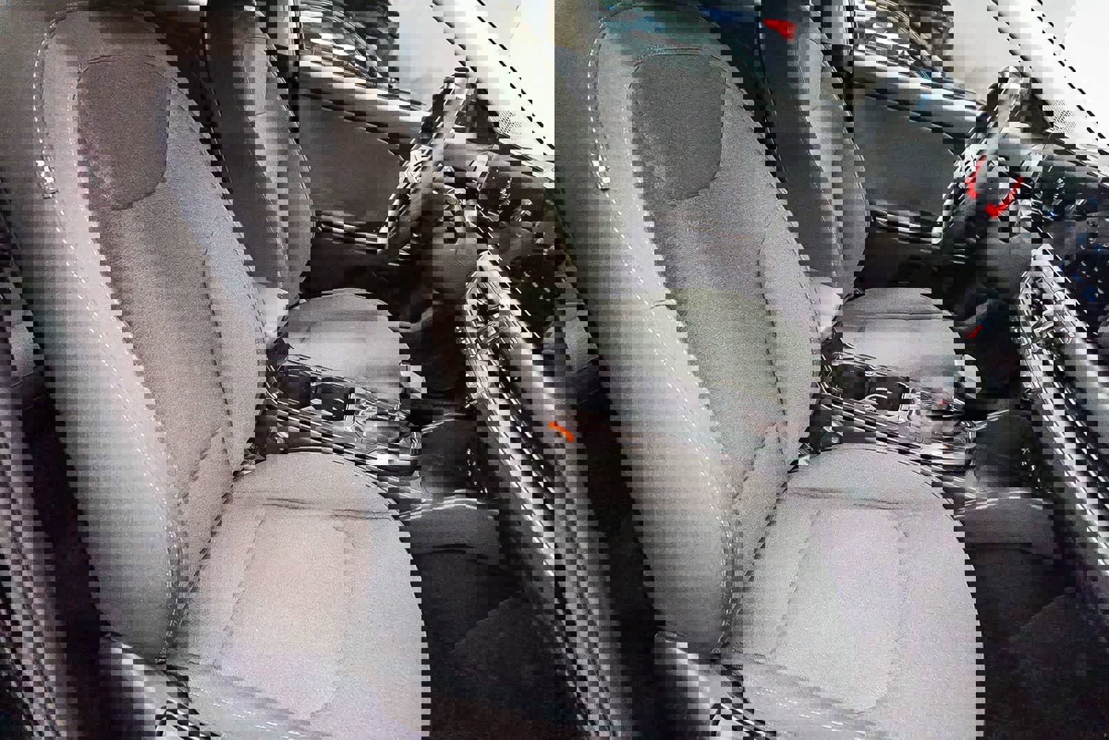 Used 2025 Kia K4 LXS image 16