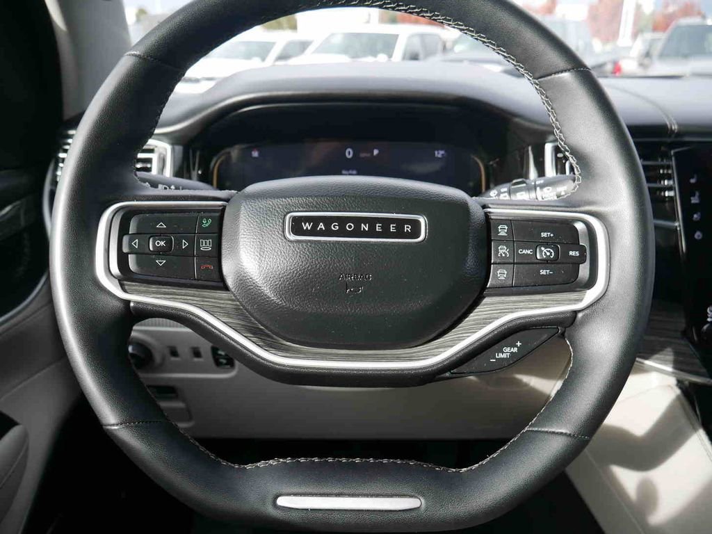 Used 2022 Jeep Wagoneer Series III w/ Flexible Seating Group image 44