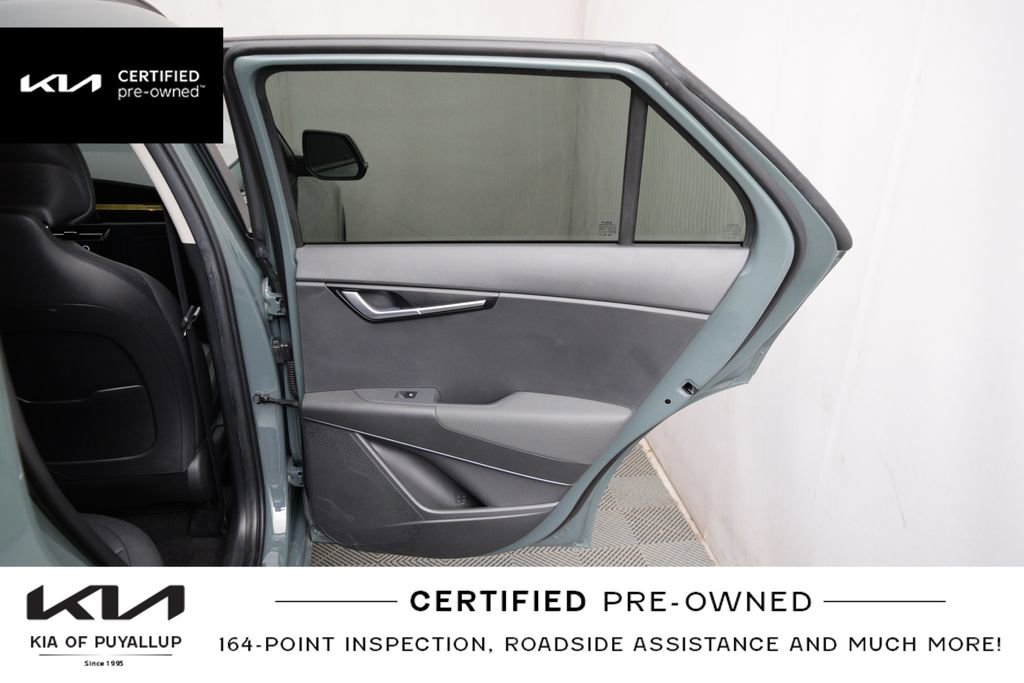 Used 2024 Kia Niro EX FWD image 13