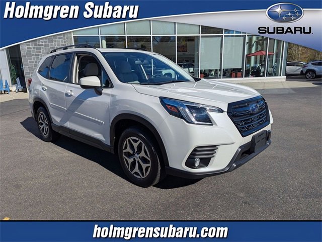 Used 2022 Subaru Forester Premium image 1