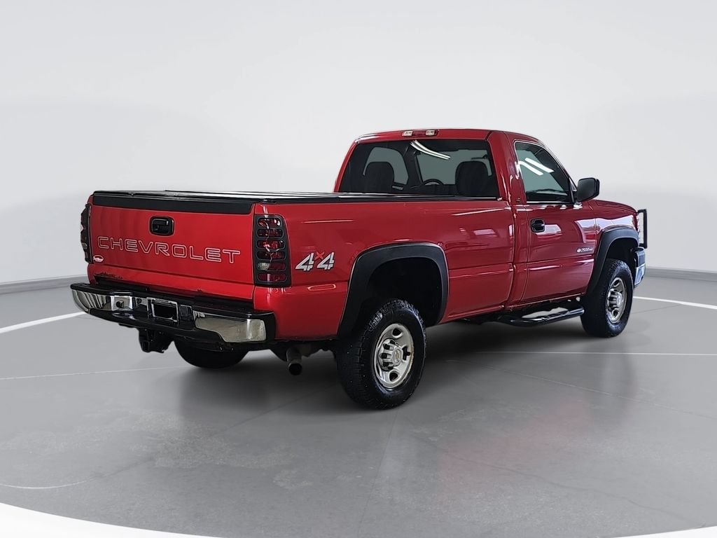 Used 2004 Chevrolet Silverado 2500 W/T w/ Snow Plow Prep Package AWD/4WD image 3