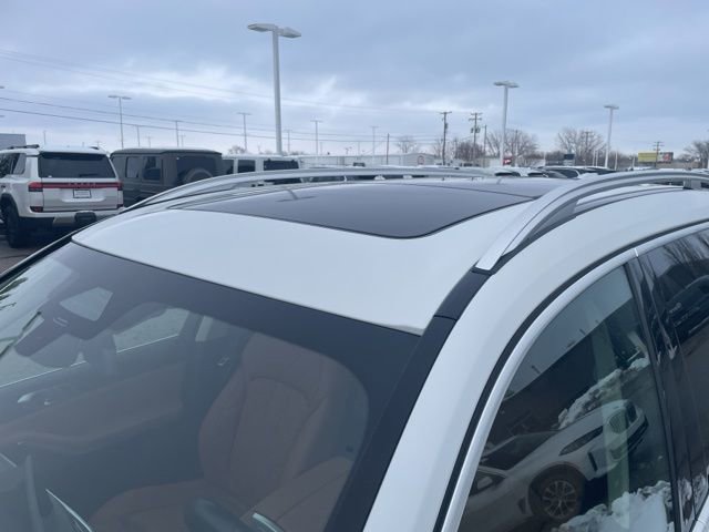 Used 2023 BMW X7 xDrive40i w/ Premium Package image 6