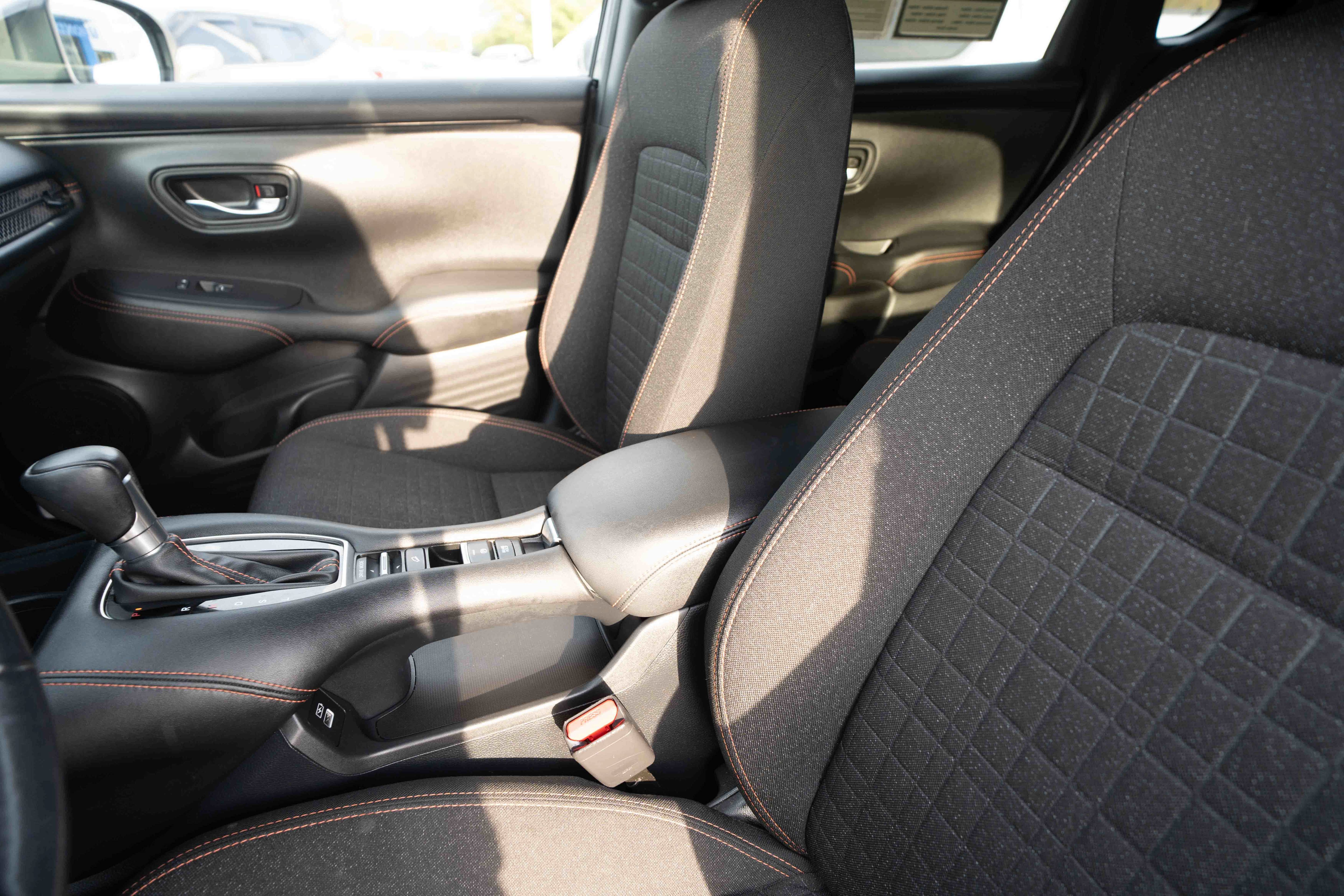 Used 2023 Honda HR-V Sport image 10
