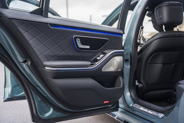 New 2026 Mercedes-Benz S 580 4MATIC Sedan image 38