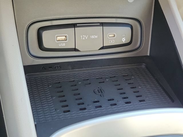 New 2026 Hyundai Venue SEL FWD image 12
