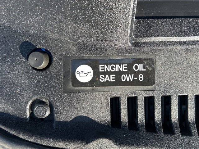 Used 2025 Toyota Camry SE image 12