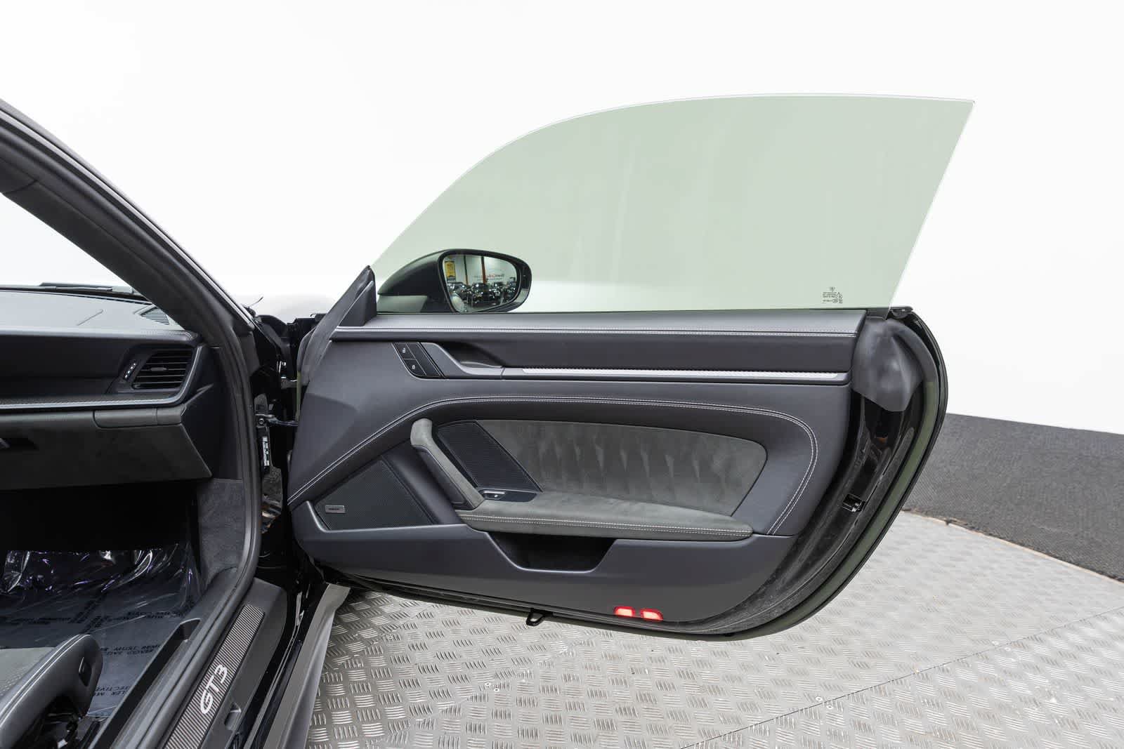 Used 2023 Porsche 911 GT3 RWD image 41