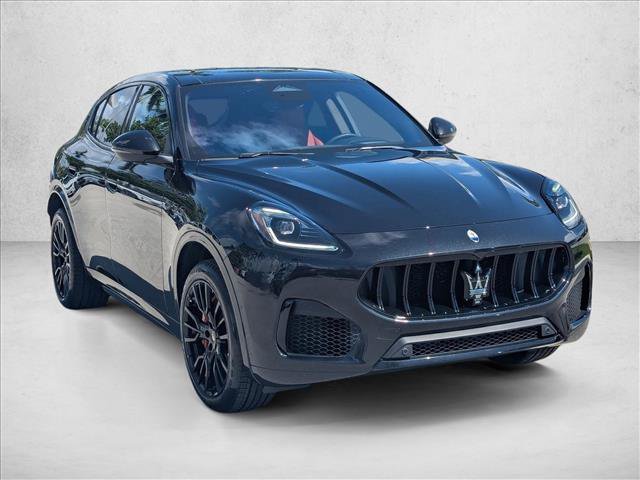 Used 2025 Maserati Grecale Modena AWD/4WD image 3