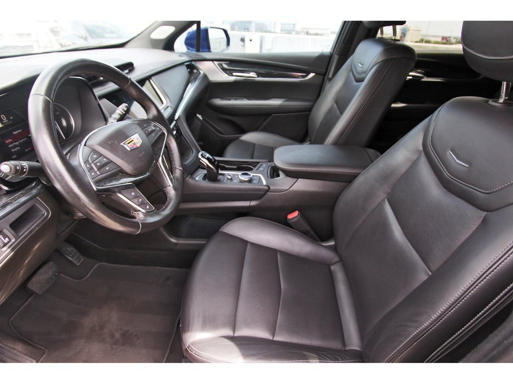 Used 2023 Cadillac XT5 Premium Luxury FWD image 6