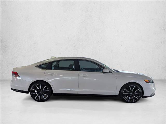 Used 2024 Honda Accord Touring image 4